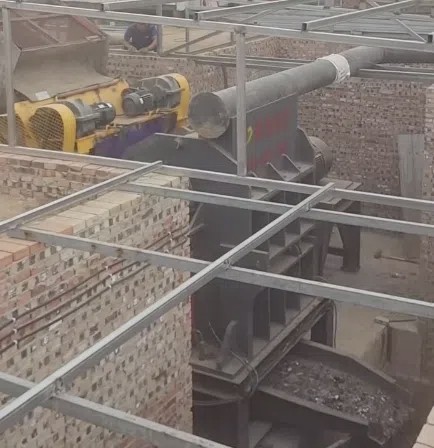 山西200型破碎機(jī)下沉式安裝打料現(xiàn)場(chǎng)