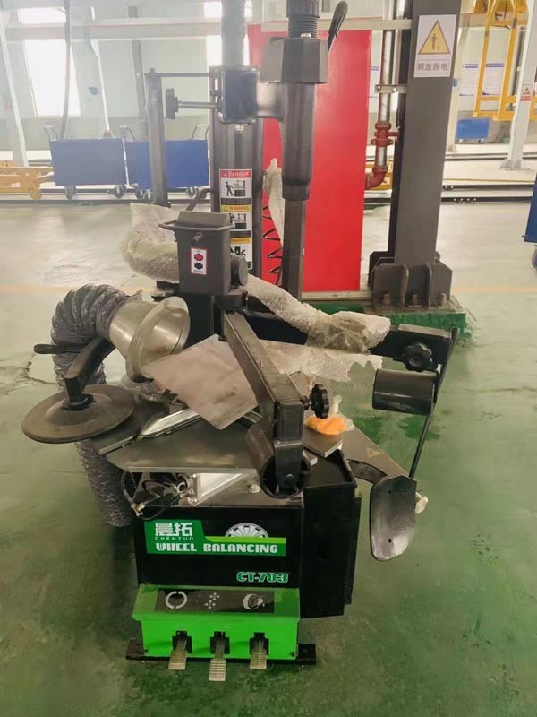 報(bào)廢汽車拆解線