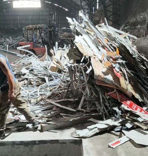 路友廢鋁破碎機好上手，好出料，好漂亮