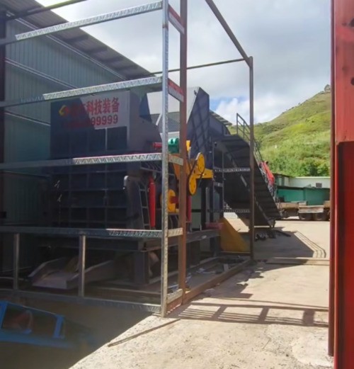 眾所周知香港寸土寸金，這給破碎機(jī)的布局規(guī)劃增加了難度。不過對(duì)路友來說，這都能找到解決辦法。